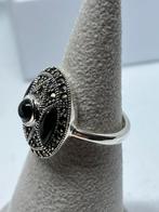 Zilveren ring met onyx maat 14, Ophalen, Zwart, Nieuw, Kleiner dan 17