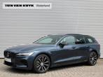 Volvo V60 T6 AWD Plug-in hybrid Plus Dark Automaat / Panoram, Auto's, Stof, Gebruikt, 4 cilinders, Blauw