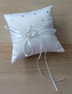 NIEUW ringkussen, Kleding | Dames, Trouwkleding en Trouwaccessoires, Ophalen of Verzenden, Nieuw, Accessoires