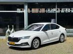 Skoda Octavia 1.0 e-TSI Business Edition Plus, Gebruikt, Euro 6, Wit, Hybride Elektrisch/Benzine
