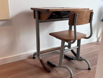 Vintage Schoolbankje met Inktpot - Jaren 50/60 beschikbaar voor biedingen
