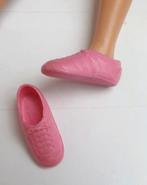 (Barbie) Skipper flexibele gympen Philippines gemerkt, Verzamelen, Ophalen of Verzenden, Accessoires