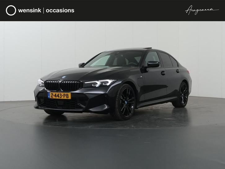 BMW 3-serie 320e | M-Pakket | Panoramadak | Keyless go | Dig, Auto's, BMW, Bedrijf, Te koop, 3-Serie, ABS, Achteruitrijcamera