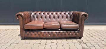 Chesterfield bank beschikbaar voor biedingen