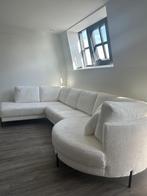Te koop: Moderne Utopia witte loungebank (rond model), Huis en Inrichting, Banken | Bankstellen, Ophalen, Lounge bank (rond model)