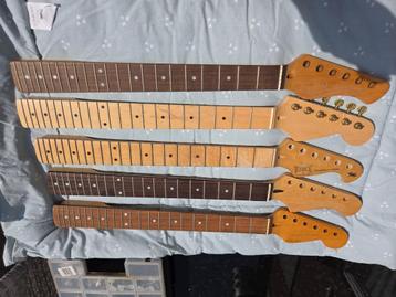 Gitaar halsen beschikbaar voor biedingen