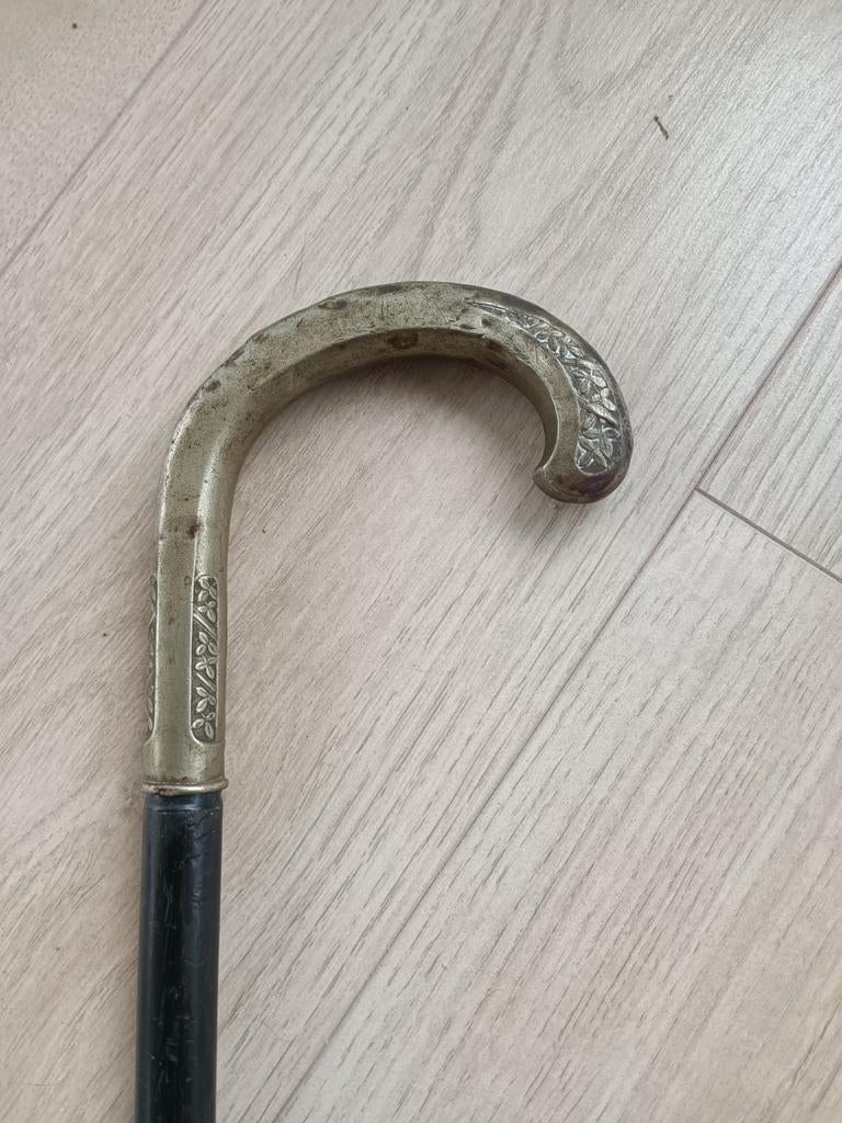 Antieke Art Nouveau wandelstok met verzilverde handgreep., Antiek en Kunst, Antiek | Overige Antiek, Ophalen