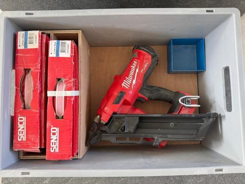 Milwaukee M18 FNN-0C spijker tacker, Doe-het-zelf en Verbouw, Gereedschap | Handgereedschap, Gebruikt, Ophalen