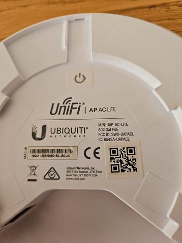 Unifi AP AC Lite - Geen Bevestigingsplaat beschikbaar voor biedingen