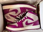 Nike Air Jordan 1 Mid Magenta maat 40, Kleding | Dames, Schoenen, Ophalen of Verzenden, Nieuw, Overige kleuren, Sneakers of Gympen