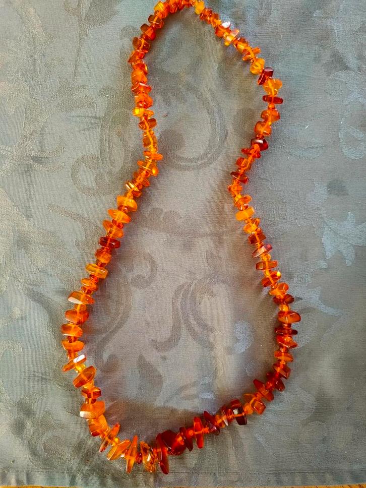 Prachtige doorschijnende gouden barnsteenketting., Sieraden, Tassen en Uiterlijk, Kettingen, Zo goed als nieuw, Steen of Mineraal