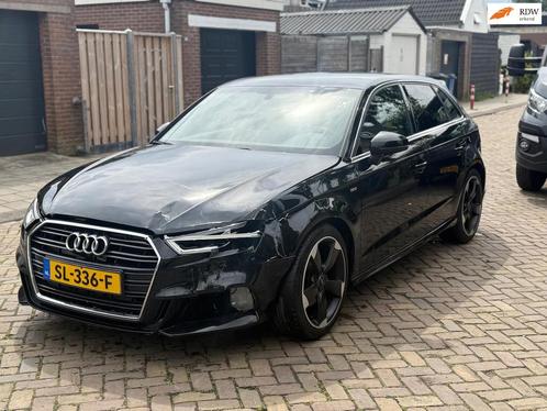 Audi A3 Sportback 1.5 TFSI CoD Sport S Line NAP, Auto diversen, Schadeauto's, Handgeschakeld, Benzine, Hatchback, Zwart