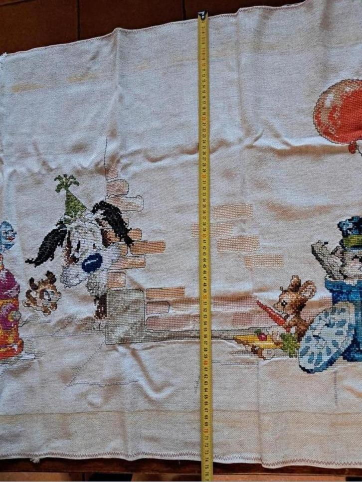 Groot borduurwerk wandkleed nouvelle, Hobby en Vrije tijd, Borduren en Borduurmachines, Zo goed als nieuw, Borduurpakket, Handborduren