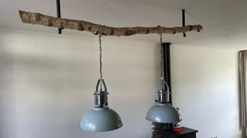 Hanglamp met berkenhout beschikbaar voor biedingen