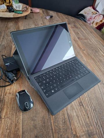 Microsoft Surface Pro 3 tablet beschikbaar voor biedingen