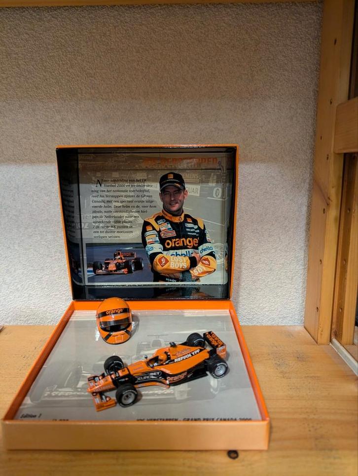 Minichamps F1 1:43 2000 - Arrows A21+ Helm Jos Verstappen, Hobby en Vrije tijd, Modelauto's | 1:43, Ophalen
