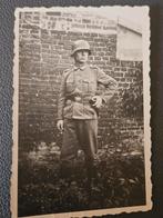 1x100%wo2 foto soldaat helm/holster-tas zelfde soldaat nr2, Verzamelen, Militaria | Tweede Wereldoorlog, Ophalen of Verzenden