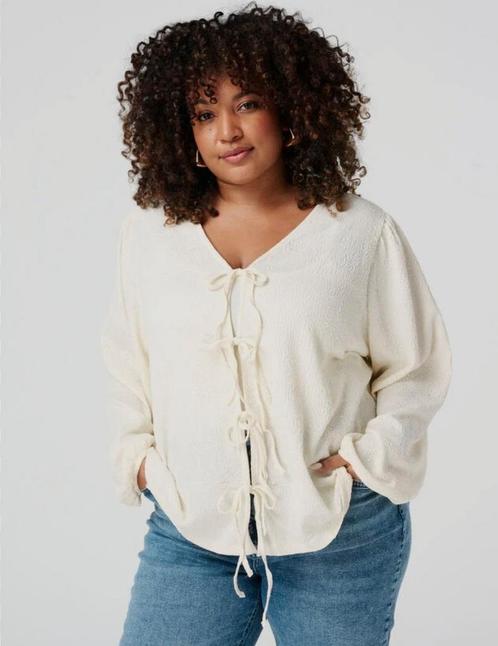 Blouse top met strikjes MS Mode nieuw met kaartje Maat L, Kleding | Dames, Blouses en Tunieken, Nieuw, Maat 42/44 (L), Beige, Ophalen of Verzenden