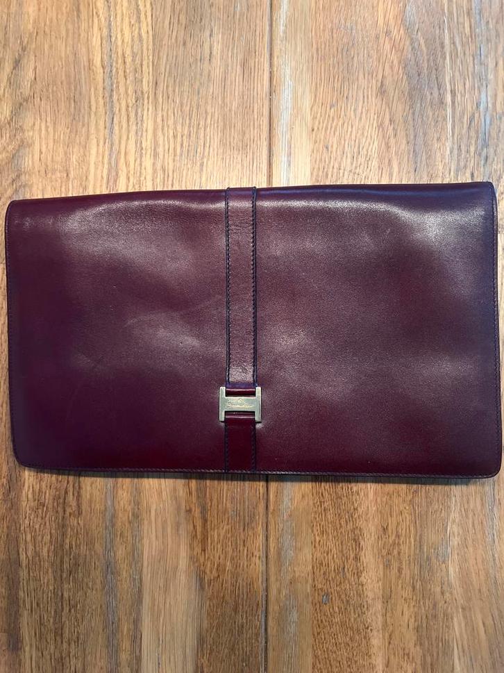 Elegante Etienne Aigner Clutch Bordeaux Rood, Sieraden, Tassen en Uiterlijk, Tassen | Damestassen, Gebruikt, Avondtasje, Overige kleuren