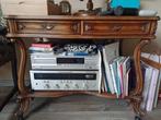 Koffie of thee tafel op wielen, Ophalen