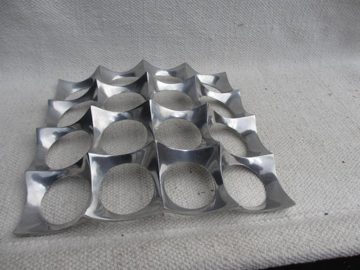 Bart van Heesch design aluminium fruitschaal, Huis en Inrichting, Woonaccessoires | Schalen en Manden, Gebruikt, Schaal, Overige vormen