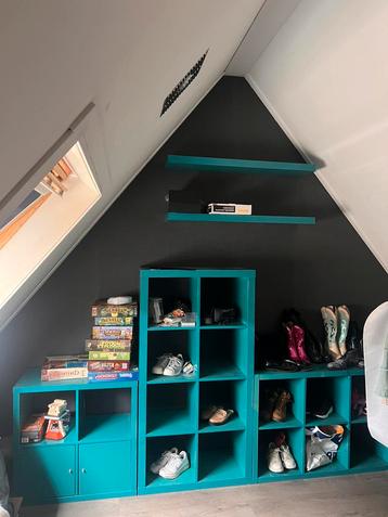 Kallax ikea kasten en planken blauw
