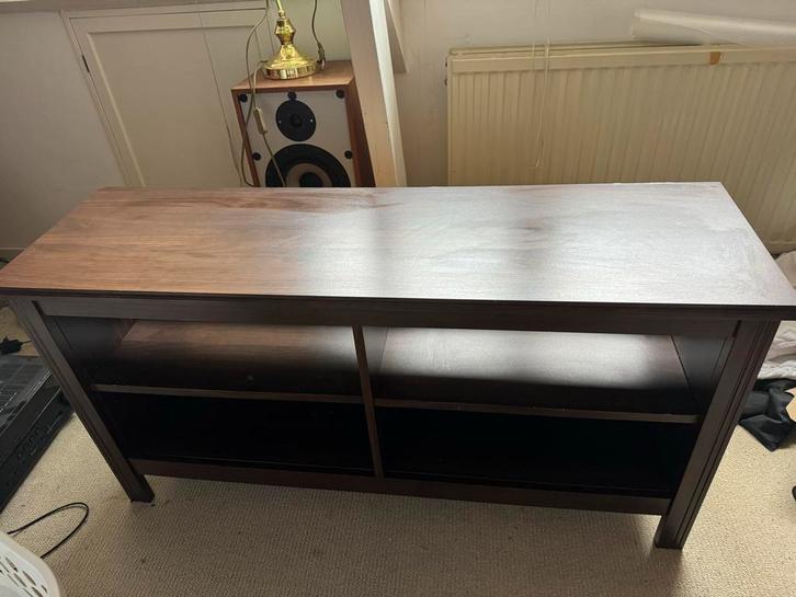 Houten TV meubel/dressoir met opbergruimte, Huis en Inrichting, Kasten | Televisiemeubels, Zo goed als nieuw, 100 tot 150 cm, 25 tot 50 cm