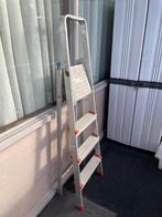 Ladder met 4 treden te koop, Ophalen, Gebruikt, Ladder, Minder dan 2 meter