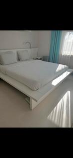 Goosens tweepersoon bed prijs ex. Matrassen 200 euro, Huis en Inrichting, Slaapkamer | Bedden, Ophalen, 90 cm, Tweepersoons, Zo goed als nieuw