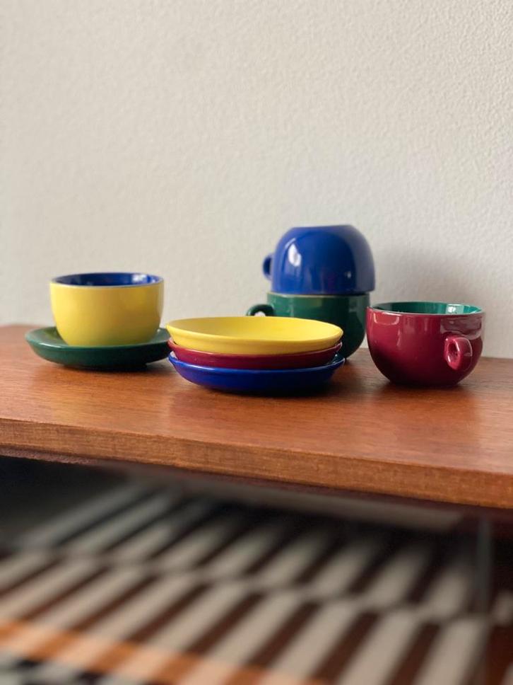 Vintage Italiaanse espresso / koffiekopjes uit de jaren 80, Huis en Inrichting, Keuken | Servies, Zo goed als nieuw, Ophalen of Verzenden