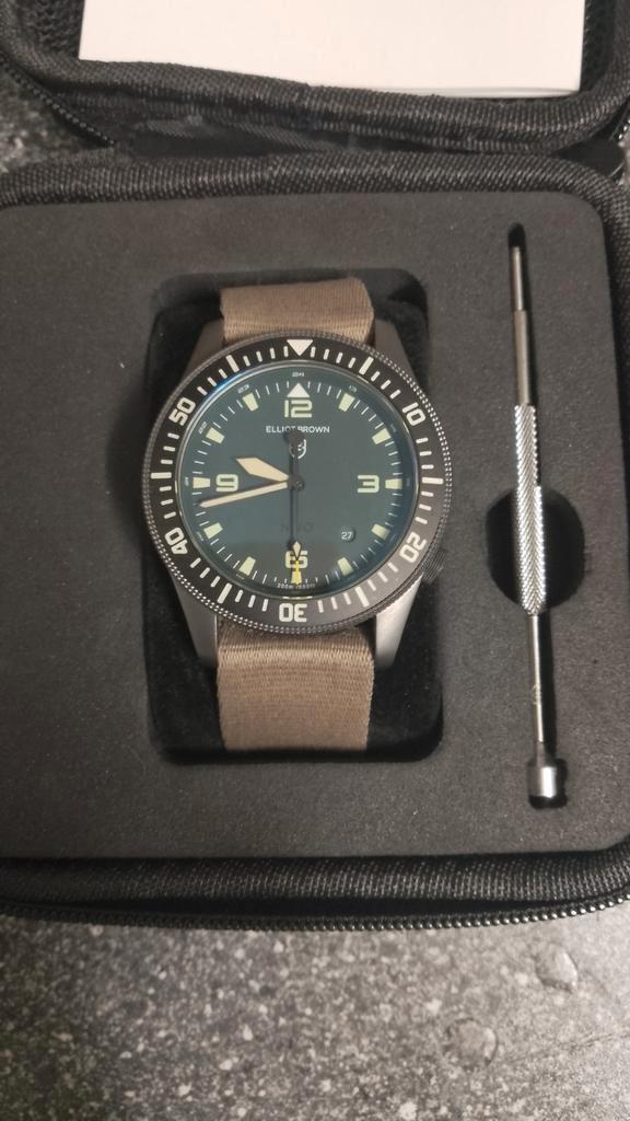 Elliot Brown, Sieraden, Tassen en Uiterlijk, Horloges | Heren, Zo goed als nieuw, Overige merken, Leer, Ophalen of Verzenden