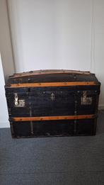 Oude brocante kist / Reiskoffer, Antiek en Kunst, Ophalen