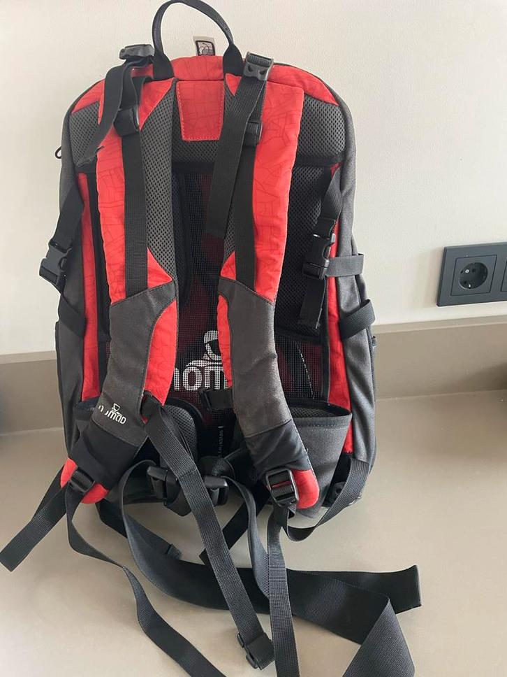 Nomad Guide 27+5LDagrugzak, Sieraden, Tassen en Uiterlijk, Tassen | Rugtassen, Gebruikt, Nomad, 25 tot 40 cm, 45 tot 60 cm, Trekking