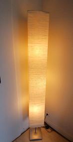 Vloerlamp, staande lamp, papierlamp, papieren

170 cm hoog, Ophalen of Verzenden, Zo goed als nieuw, 150 tot 200 cm