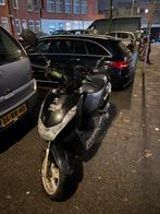 Peugeot Kisbee 2017, Fietsen en Brommers, Scooters | Peugeot, Ophalen, Overige modellen, Zo goed als nieuw, Benzine