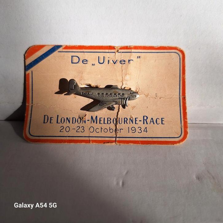 Uiver Speldje - London-Melbourne Race 1934, Verzamelen, Speldjes, Pins en Buttons, Gebruikt, Sport, Verzenden