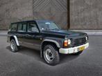 Nissan Patrol 2.8 Wagon airco 4x4 (bj 1997), Auto's, Oldtimers, Stof, Zwart, Vierwielaandrijving, SUV of Terreinwagen
