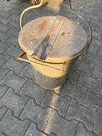 Zinken afvalemmer uit Amsterdam, Ophalen of Verzenden, Gebruikt, Rond, Minder dan 60 cm