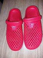 Clogs/Crocs Nieuw Maat 40, Slippers, Nieuw, Ophalen of Verzenden, Uno