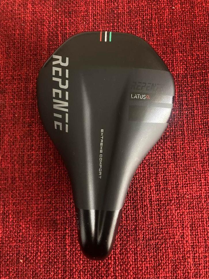 Carbon race zadel, repente latus m, Fietsen en Brommers, Fietsonderdelen, Nieuw, Racefiets, Zadel, Ophalen of Verzenden