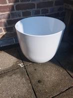Zware bloempot diameter 34 centimeter, Ophalen, Rond, Binnen, Zo goed als nieuw