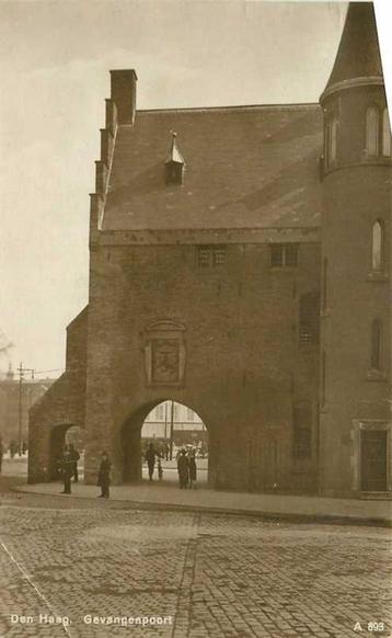 (380-116-007) Den Haag  Gevangenpoort beschikbaar voor biedingen