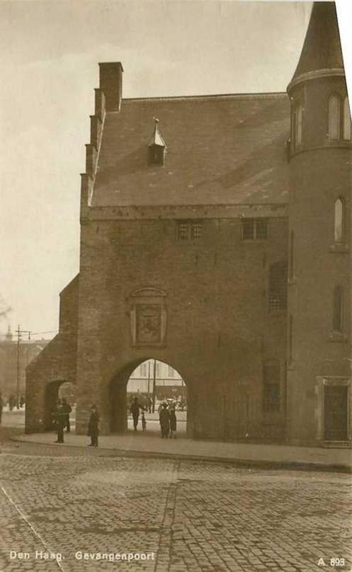 (380-116-007) Den Haag  Gevangenpoort, Verzamelen, Ansichtkaarten | Nederland, Zuid-Holland, Verzenden