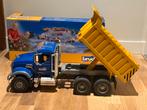 Bruder Mack Granite kiepwagen, Ophalen, Zo goed als nieuw