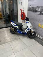 Yamaha Jog R, Fietsen en Brommers, Scooters | Yamaha, Ophalen, JogR of RR, Gebruikt, Maximaal 45 km/u