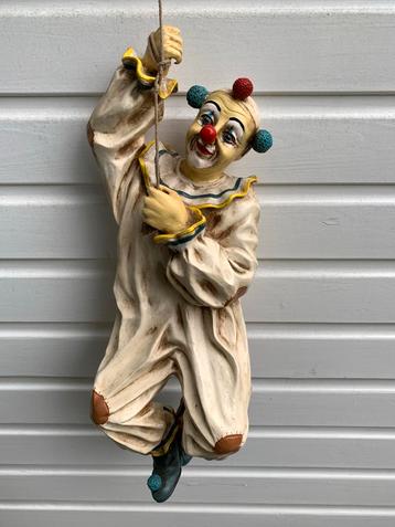 Klimmende clown decoratie beschikbaar voor biedingen