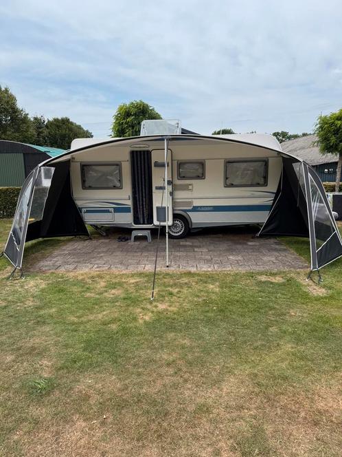 Caravan Fendt Saphir 490 TF met mover en prachtige luifel, Caravans en Kamperen, Caravans, Particulier, tot en met 4, 1000 - 1250 kg