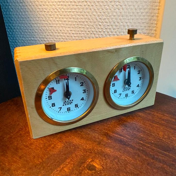 Vintage Schaakklok APFV Rolland ~ Duits Mechanisch, Hobby en Vrije tijd, Gezelschapsspellen | Bordspellen, Zo goed als nieuw, Ophalen of Verzenden
