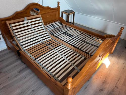 2 elektrische lattenbodems 90x200, Huis en Inrichting, Slaapkamer | Bedden, Gebruikt, Eenpersoons, 90 cm, 200 cm, Hout, Ophalen