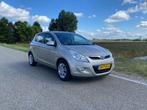 Hyundai i20 1.2 5-DRS 2011 Grijs 189977 Nap Airco, 450 kg, Zwart, 4 cilinders, Origineel Nederlands